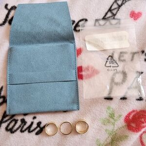 Gold Tone Women's Rings Set